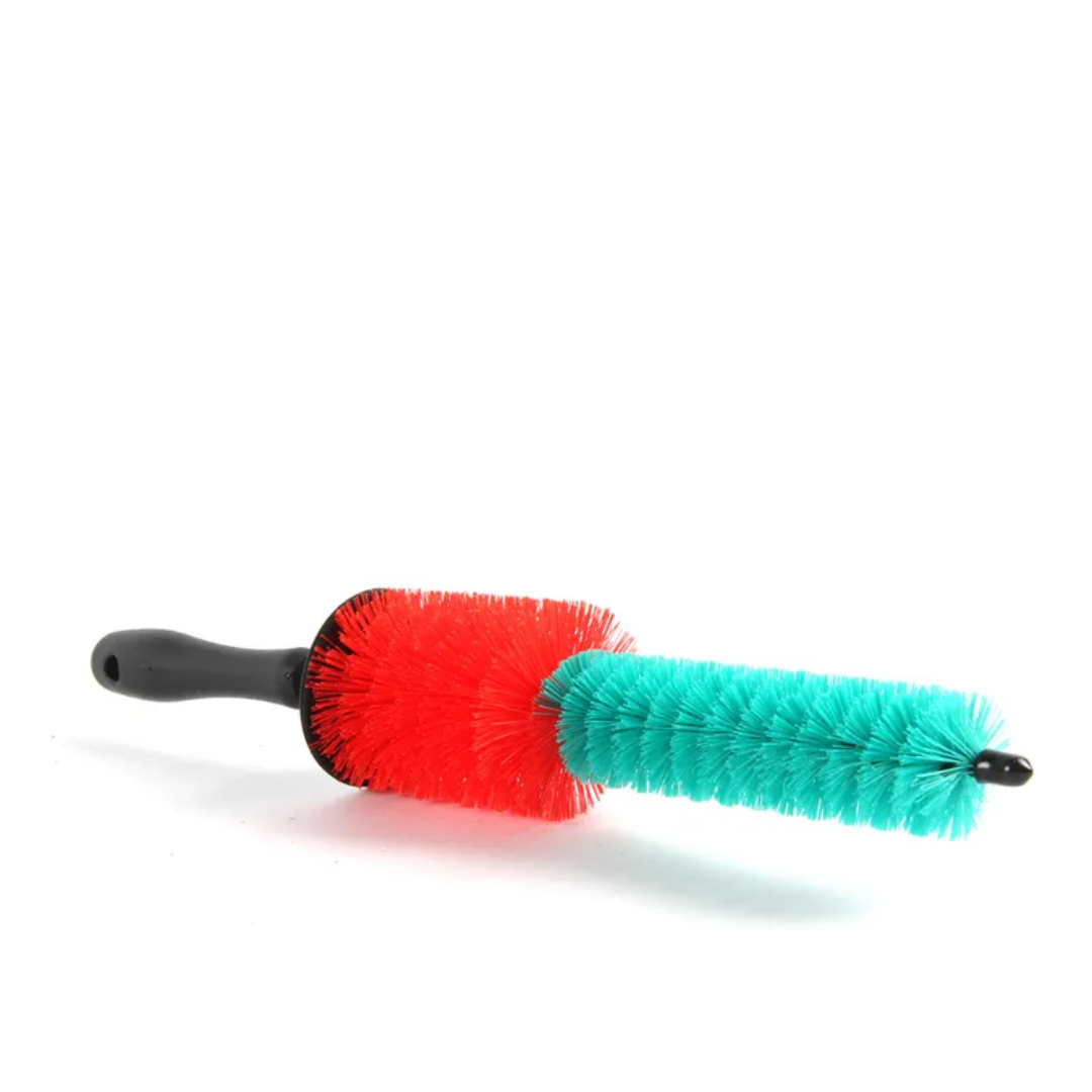 16-inch dual size wheel brush.